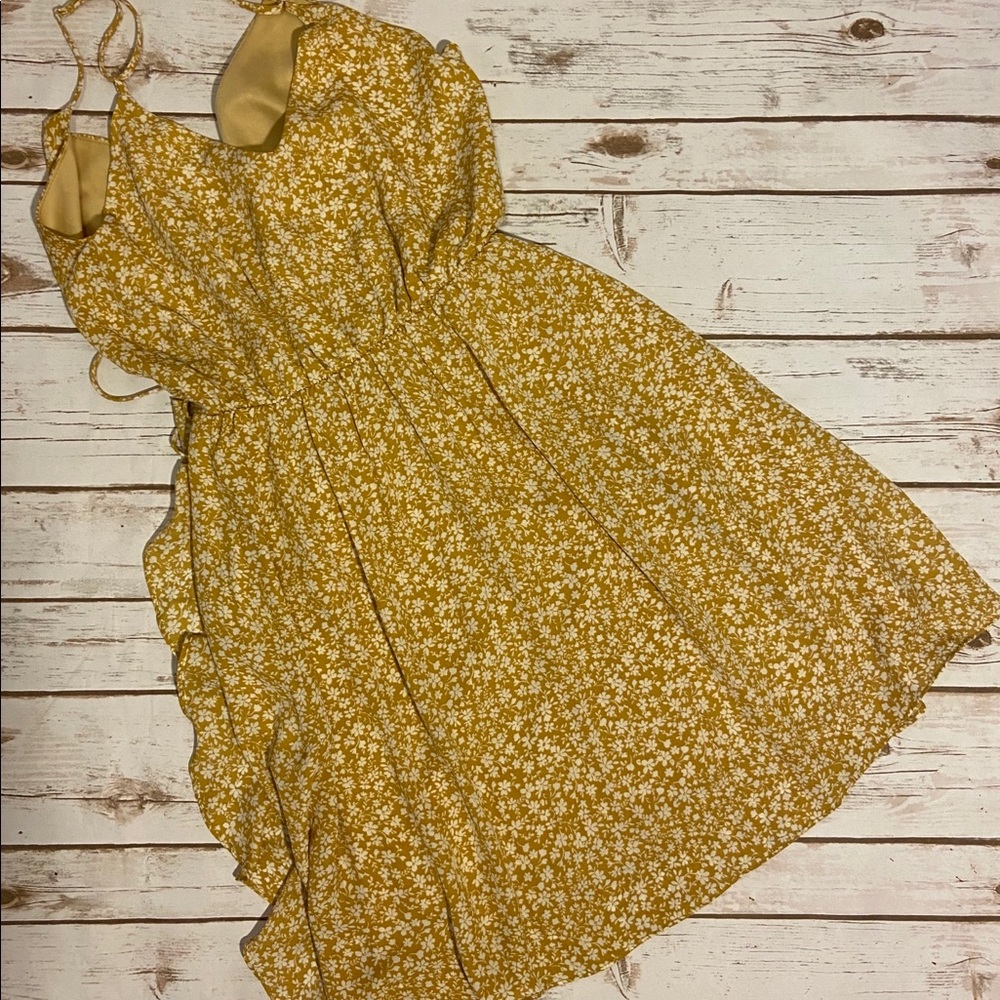Everly Dress - Picture 3 of 6